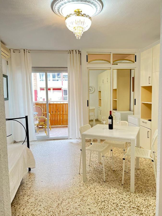 Studio Touristique Iris Apartment Benalmadena Ngoại thất bức ảnh